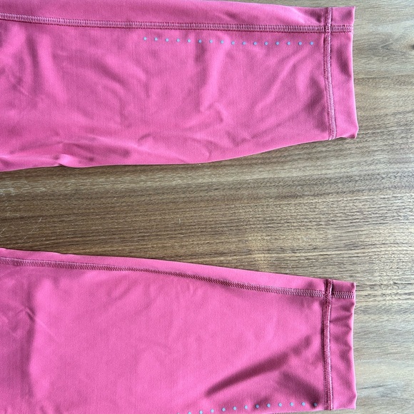 Lululemon salmon pink Leggings - Picture 4 of 14